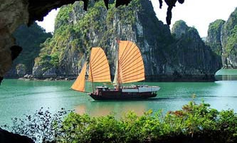 jonque baie d'halong