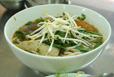 Bun bo Hue.