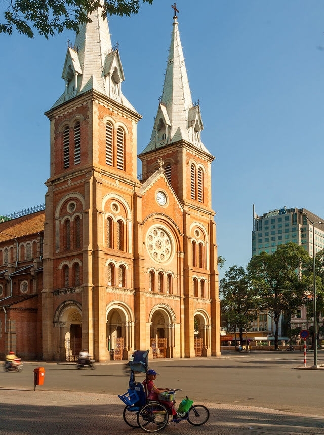 église d'ho chi minh.