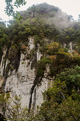 grotte vue intérieure.