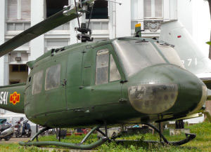 Vietnam guerre helicopter.