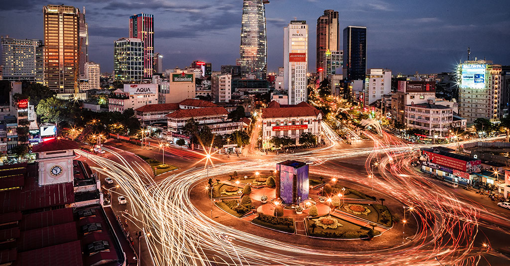 Ho Chi Minh Ville illuminée.